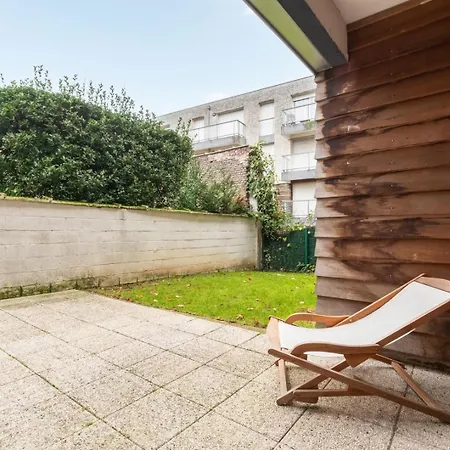 One Bedroom Apartment With Parking & Terrace Croix Exterior foto